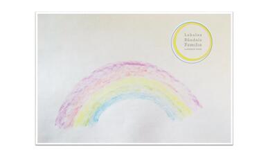 Regenbogen mit Buntstiften gemalt